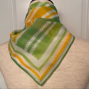 VERA SCARF VINTAGE WHITE GREEN YELLOW SQUARE POLYESTER